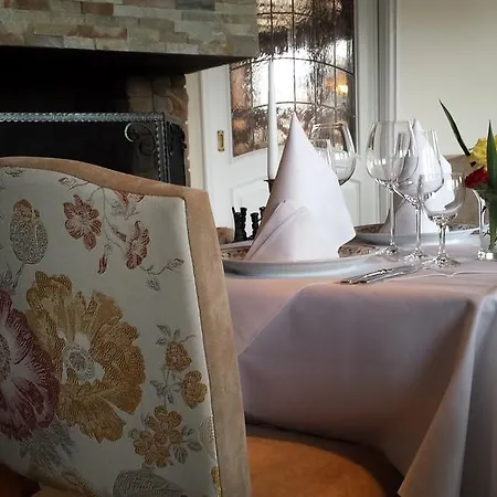 & Restaurant Seeschlosschen Hotel 4*